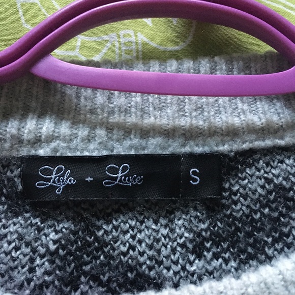 Leila&Luke warm and cozy animal print sweater - Picture 5 of 5